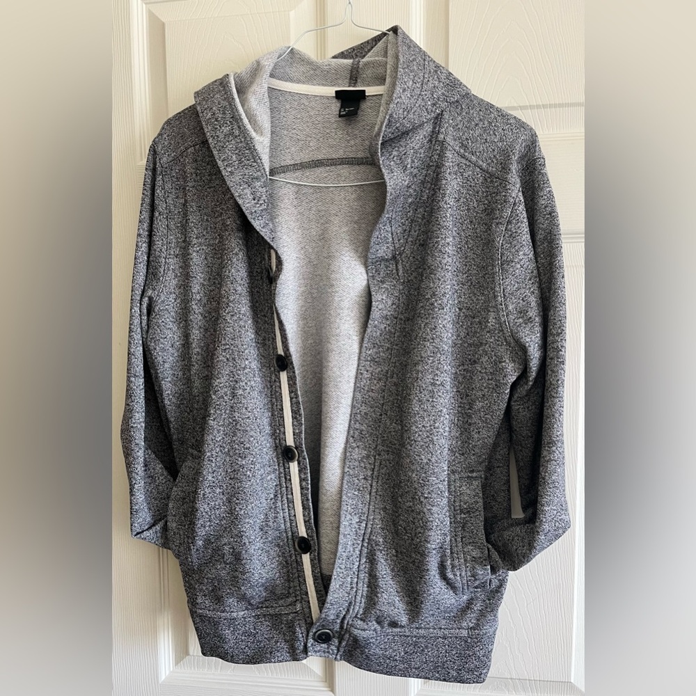Men’s H&M Gray Sweater Size Large